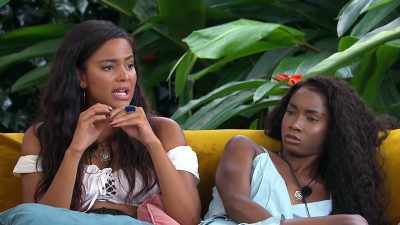>> HE'S PLAYED IT SAFE EVERY
SINGLE TIME, HE'S JUMPED EVERY - Love Island