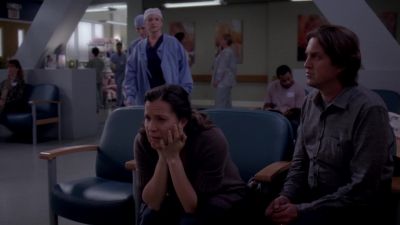 He's playing you. What are you doing?!
All right, all right. Um... - Grey's Anatomy