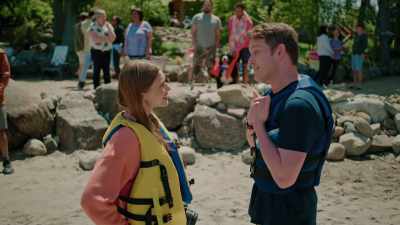 He's retired now, but he's got a
pretty impressive garden. - Picture Perfect Romance