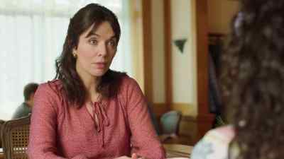He's seeing this woman
named Veronica, - Jingle Bell Love