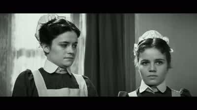 He's so ugly! - The Elephant Man