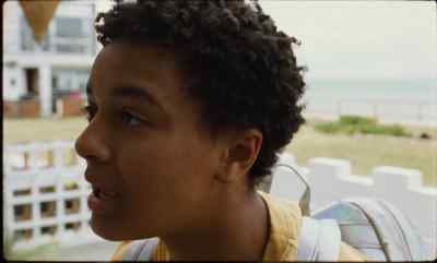 - He's your son. You look alike.
- Fred? - Bird