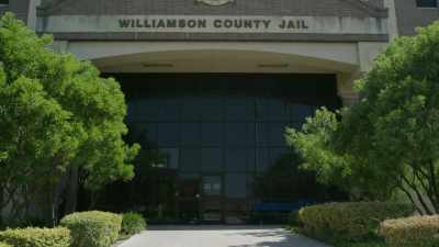 He's still here in the
Williamson County Jail, - Outcry