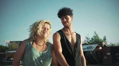 - He's so sweet.
- So am I. - Just Friends