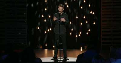 He's taking responsibility
for his behavior, - Neal Brennan: 3 Mics