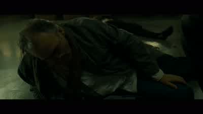He's telling the truthYeahYeah he probably isBecause when I do this people don't lie - Panic Room