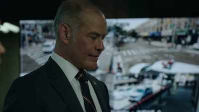 He's the bank manager
who risked his ass texting us - The Endgame
