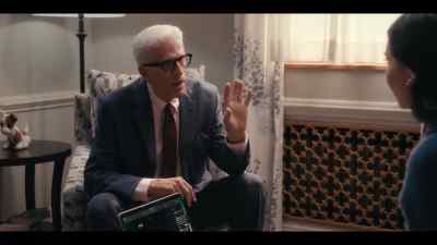 He's the one who left the note on my door. - A Man on the Inside