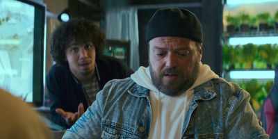 - He's the only one that uses the car.
- Paul? - The Last Mercenary