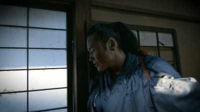 - He's there!
- Over there! - Crazy Samurai Musashi