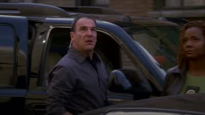 He's in there. - Criminal Minds