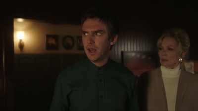 He's too strong. - Legion