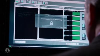 He's trying to lock us out. - The Blacklist