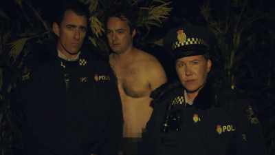 He's very confused and
doesn't seem to remember - Wellington Paranormal