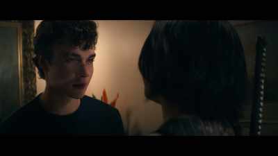 - He's very generous. - Deadly Class