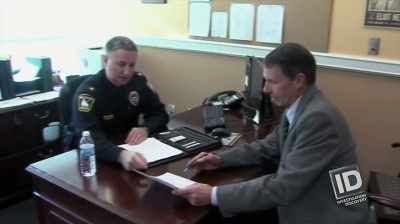 HE'S WORKED
FOR THE INVESTIGATION - The Lake Erie Murders