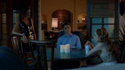He's worried I'm not
gonna be able to handle - Famous in Love