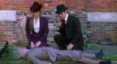 - He's so young.
- Yes, I know. This must be difficult. - Murdoch Mysteries