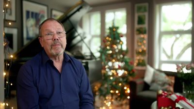 Het is dus een simpele partij
voor vier vingers. - Wham!: Last Christmas Unwrapped