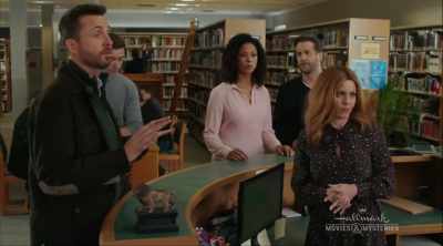 Het komt uit The Widening Stain
van Morris Bishop. - Aurora Teagarden Mysteries: A Game of Cat and Mouse
