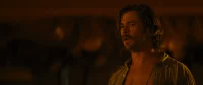 Hey, ain't you supposed to be a singer? - Bad Times at the El Royale
