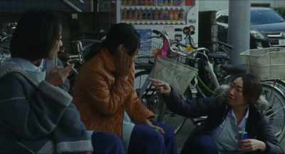 - Hey, you already...
- Caught it? I caught it? - Shoplifters