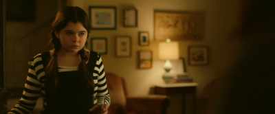 - Hey, is April here? I just
need to talk to her for...
- Ugh! - Banana Split