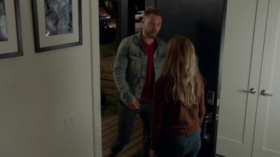 - Hey.
Are you all right? - Chicago P.D.