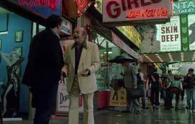 Hey, where are you going?
The show's not over yet! - Fear City