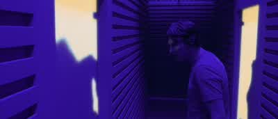 Hey. Are you okay? Hello? Hello? - Hostel