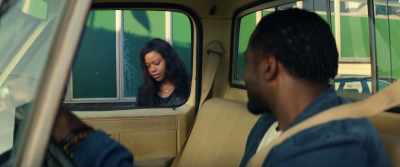 - Hey, babe.
- Hey, isn't that Capri Donahue? - Darby and the Dead