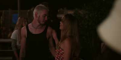 Hey, babe, I'm gonna go
help the guys - The Summer I Turned Pretty