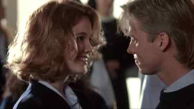 Hey, beautiful. - Night of the Demons 2