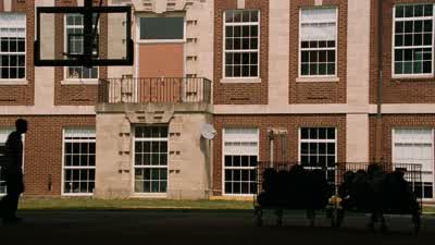 Hey, Big Mike, check it out. - The Blind Side