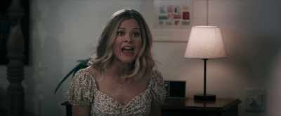Hey, bitch, I told you
I'm playing - My Favorite Girlfriend