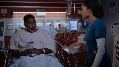 - Hey, Bobby. - Chicago Med