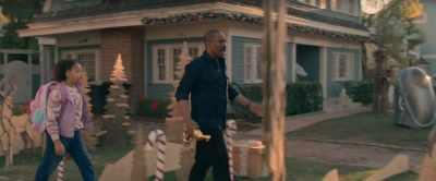 - Hey, Bruce. Hey, Tricky Bruce.
What? - Candy Cane Lane