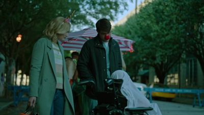 .- Hey, bud...everything okay? - Ordinary Joe