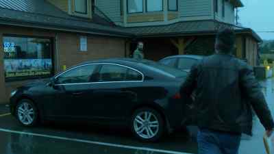 Hey, buddy. Can I get a ride? - Bates Motel