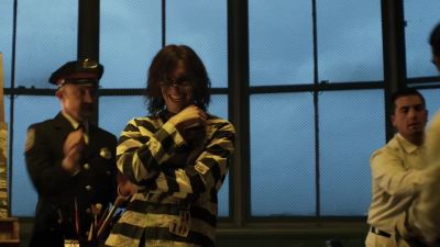 Hey, buddy,
I got something for you. - Gotham