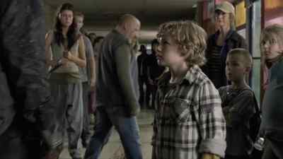 Hey, buddy. - Falling Skies