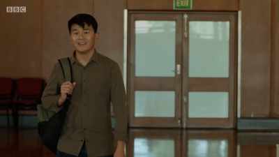 Hey, you came! Hey. - Ronny Chieng: International Student