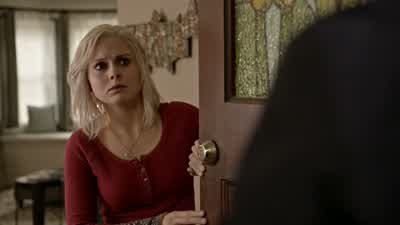 Hey, can I come in? - iZombie