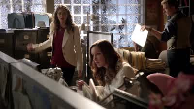 Hey, can I talk to you about something? - Arrow
