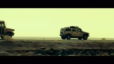 Hey, Carlos, this is Claire. - Resident Evil: Extinction