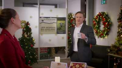 Hey, Carrie, who's got
the most commission - Meet Me Under the Mistletoe
