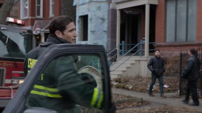 Hey, Casey, we'll do the primary search! - Chicago Fire