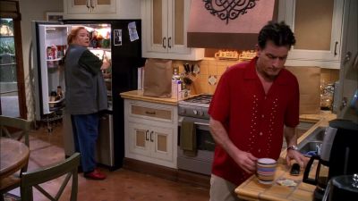 Hey Charlie - Two and a Half Men