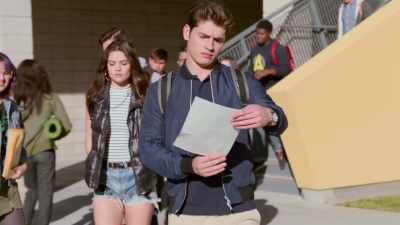 Hey, Chase, I was thinking,
do you want to join my new club? - Marvel's Runaways