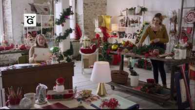 Hey! Check this out. - A Cheerful Christmas